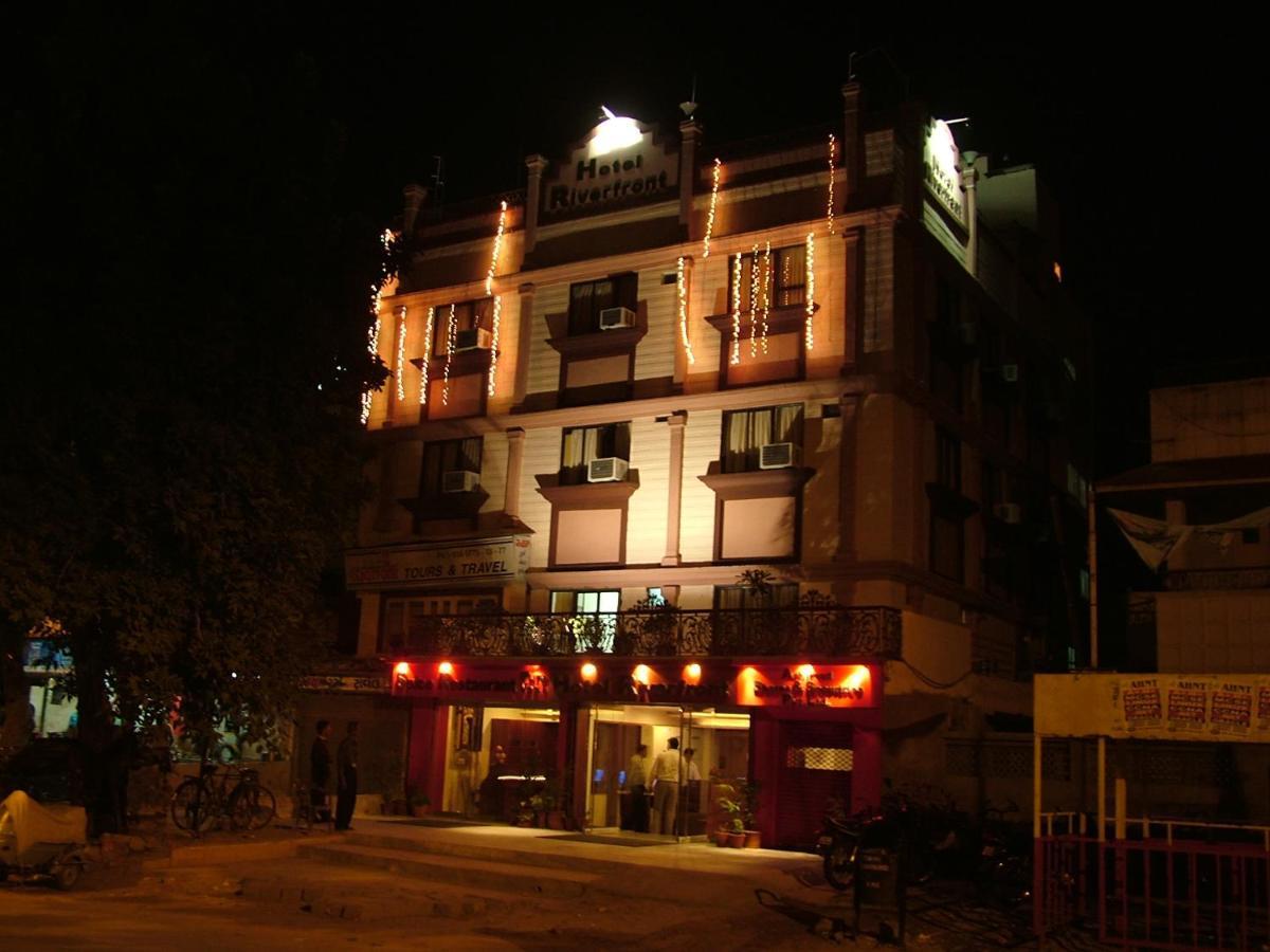 Hotel Riverfront Ahmedabad Extérieur photo